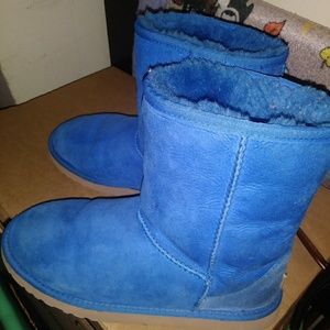 Sold via mercari Final price drop Blue uggs